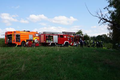 Brand einer groesseren Obstbaumwiese in Kirchheim-Jesingen